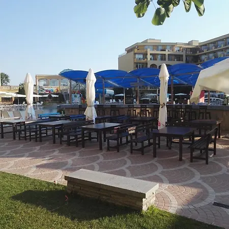 Sea And Pool View Διαμέρισμα *